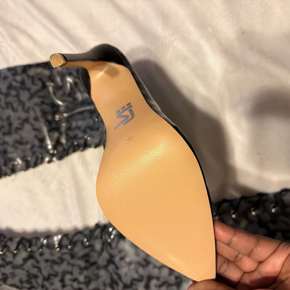 Black & Grey Tie Up Thigh Boots - Picture 3 of 6